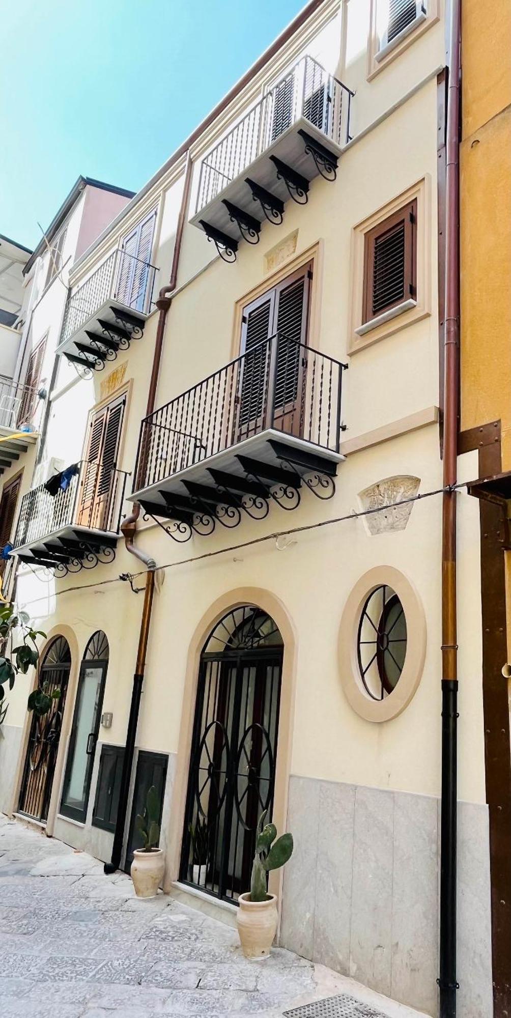 Sikelia Apartment Centro Palermo Eksteriør bilde